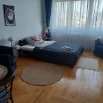 Elisabeth7 Apartment